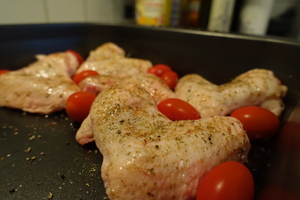 Chicken Wings mit Tomate